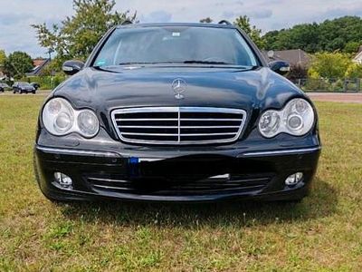 Second-hand Mercedes 320 224 CP (164 kW) 2005 Negru Break