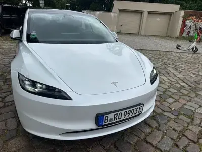 Gebraucht Tesla Model 3 Long Range AWD 366 kW (498 PS) 2024 Weiß Limousine