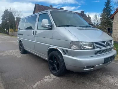 Second-hand VW T4 102 CP (75 kW) 2002 Argintiu Van