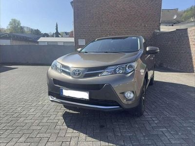 Usata Toyota RAV4 Edition 151 CV (111 kW) 2015 SUV