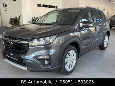 Neu Suzuki SX4 S-Cross 110 PS (80 kW) 2025 Grau SUV
