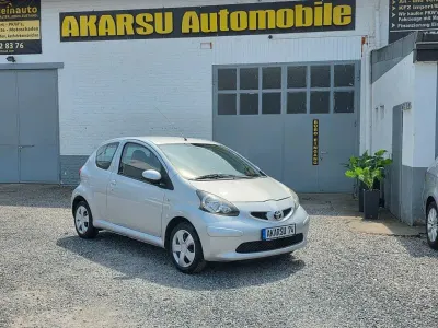 Gebraucht Toyota Aygo City 68 PS (50 kW) 2006 Silber Kleinwagen