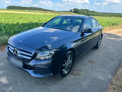 Gebraucht Mercedes C180 Avantgarde 115 PS (84 kW) 2015 Grau Limousine