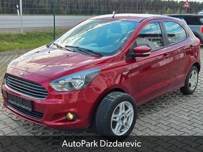 Begagnad Ford Ka Cool & Sound Edition 86 HK (63 kW) 2017 Röd Sedan