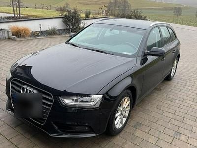 Schwarz Gebraucht 2014 Audi A4 Kombi | 10.000 € (Fairer Preis)