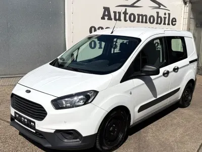 Gebraucht Ford Courier Trend 75 PS (55 kW) 2021 Frozen white Van / Kleinbus