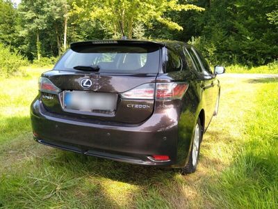 Lexus CT200h