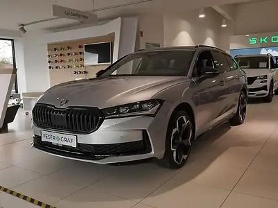 Aluminiumsilber Neu 2025 Skoda Superb Kombi | 54.770 € (Teuer)