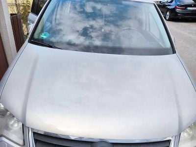 Gebraucht VW Touran Trendline 140 PS (102 kW) 2009 Beige Van / Kleinbus