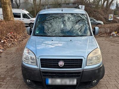 Gebraucht Fiat Doblò 70 PS (51 kW) 2009 Blau Van / Kleinbus