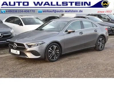Gebraucht Mercedes A180 Advanced 136 PS (100 kW) 2024 Grau Limousine