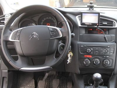 Grau Gebraucht 2010 Citroën C4 Limousine | 12.400 €