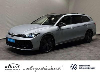 Silber Gebraucht 2025 VW Passat R-line Kombi | 58.860 €