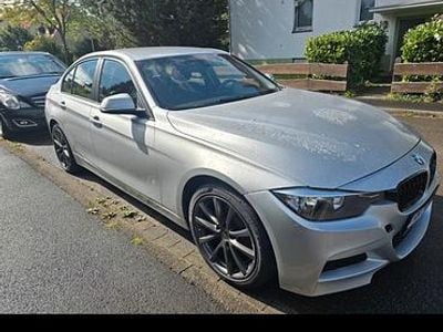 Gebraucht BMW 328 Sport Line 184 PS (135 kW) 2013 Silber Limousine