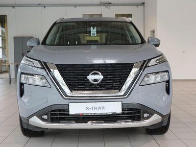 Neu Nissan X-Trail Tekna 213 PS (156 kW) 2026 Grau SUV