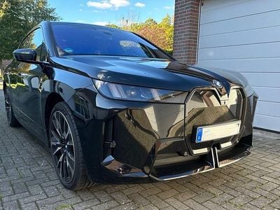 Gebraucht BMW iX Performance 400 kW (544 PS) 2025 Schwarz SUV