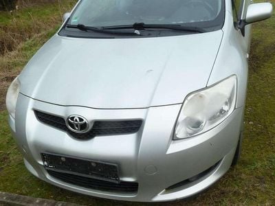 Gebraucht Toyota Auris Luna 124 PS (91 kW) 2008 Silber Kleinwagen