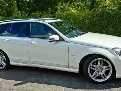 Gebraucht Mercedes C350 Avantgarde 265 PS (194 kW) 2011 Weiß Kombi