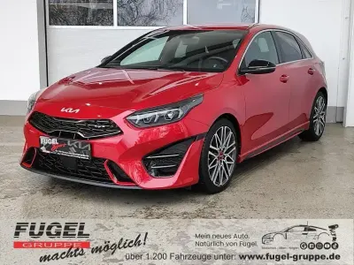 Gebraucht Kia Ceed GT Comfort 204 PS (150 kW) 2023 Rot Limousine