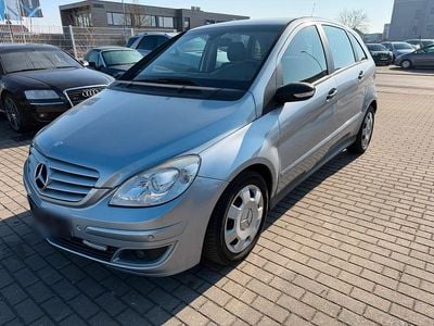 Gebraucht Mercedes B180 109 PS (80 kW) 2006 Blau Van / Kleinbus