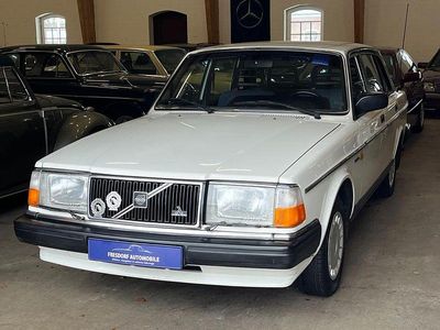 Gebraucht Volvo 244 116 PS (85 kW) 1989 Weiß Limousine
