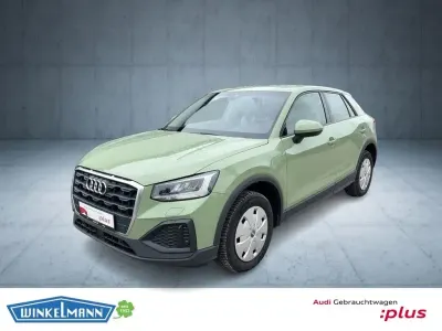 Używany Audi Q2 Comfort 150 KM (110 kW) 2022 Zielony SUV