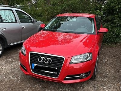 Gebraucht Audi A3 Comfort 160 PS (117 kW) 2010 Rot Kleinwagen