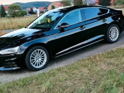 Gebraucht Audi A5 Sportback 150 PS (110 kW) 2019 Schwarz Kleinwagen