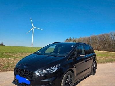 Gebraucht Ford S-MAX ST-Line 190 PS (139 kW) 2022 Schwarz Van / Kleinbus