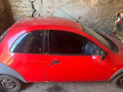 Gebraucht Ford Ka 70 PS (51 kW) 2004 Rot Kleinwagen