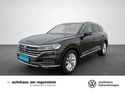 Gebraucht VW Touareg Atmosphere 231 PS (169 kW) 2023 Tamarindenbraun metallic SUV