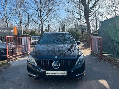 Gebraucht Mercedes B200 AMG Edition 1 156 PS (114 kW) 2011 Schwarz Van / Kleinbus