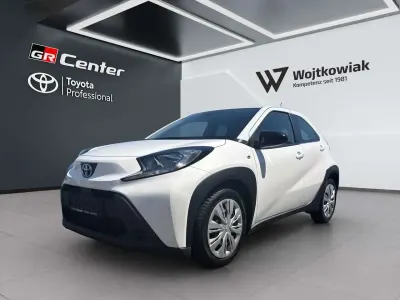 Gebraucht Toyota Aygo X X-play 72 PS (52 kW) 2022 Schneeweiß SUV