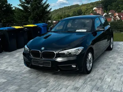 Gebraucht BMW 116 85 PS (62 kW) 2016 Schwarz Kleinwagen