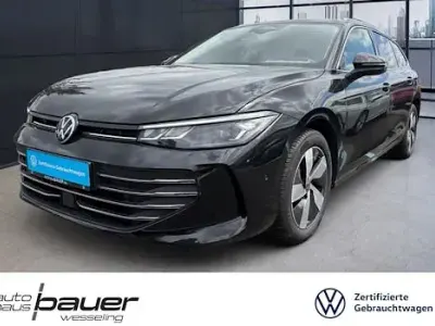 Gebraucht VW Passat Business 150 PS (110 kW) 2025 Schwarz Kombi