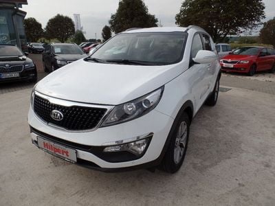 Gebraucht Kia Sportage DREAM-TEAM Edition 116 PS (85 kW) 2016 Weiß metallic SUV