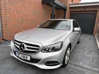 Mercedes E220