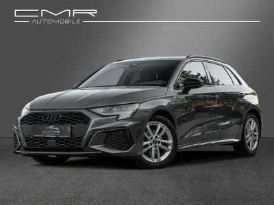 Gebraucht Audi A3 S-Line 116 PS (85 kW) 2023 Daytonagrau perleffekt Limousine