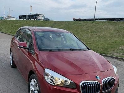 Gebraucht BMW 225 Active Tourer Performance 136 PS (100 kW) 2018 Rot Van / Kleinbus