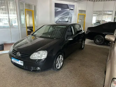 Gebraucht VW Golf VI United 140 PS (102 kW) 2008 Schwarz Kleinwagen