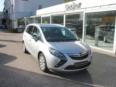 Gebraucht Opel Zafira Tourer Innovation 140 PS (102 kW) 2012 Silber Van / Kleinbus