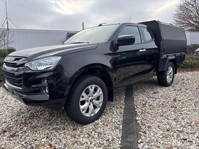 Neu Isuzu D-Max 163 PS (119 kW) 2025 Schwarz Pickup