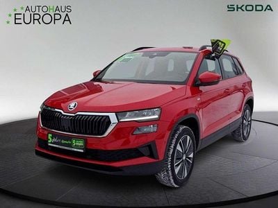 Velvetrot premium metallic Gebraucht 2022 Skoda Karoq Tour SUV | 26.390 € (Guter Preis)