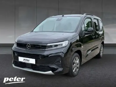 Gebraucht Opel Combo Life 131 PS (96 kW) 2024 Lackierung schwarz perla nera/ Van / Kleinbus
