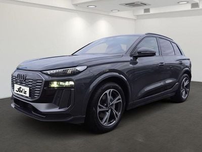 Grau Neu 2025 Audi Q6 e-tron Sport SUV | 71.349 €