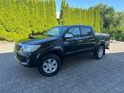 Gebraucht Toyota HiLux Life 171 PS (125 kW) 2016 Schwarz Pickup
