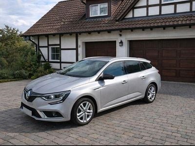Silber Gebraucht 2017 Renault Mégane GrandTour Kombi | 11.700 € (Superpreis)