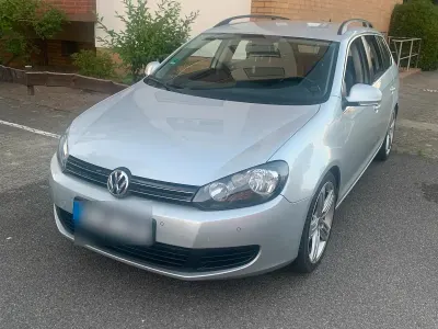 Gebraucht VW Golf VI 122 PS (89 kW) 2011 Silber Kleinwagen