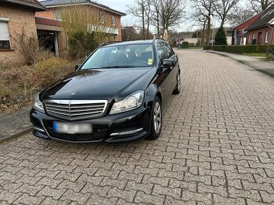 Gebraucht Mercedes C220 170 PS (125 kW) 2011 Schwarz Kombi
