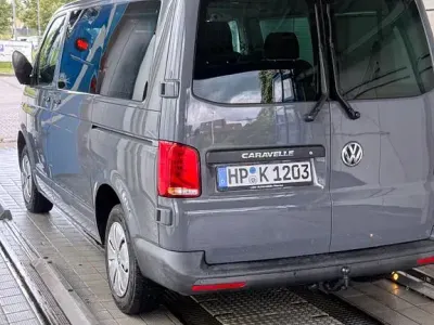 Gebraucht VW Caravelle 150 PS (110 kW) 2021 Grau Van
